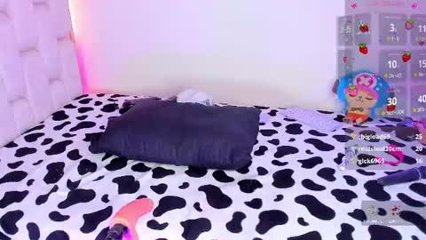 foxy online show from June 30, 4:24 am