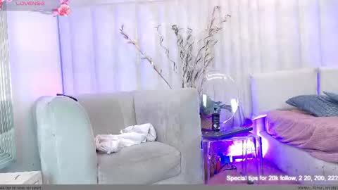 Helina online show from August 10, 3:35 pm