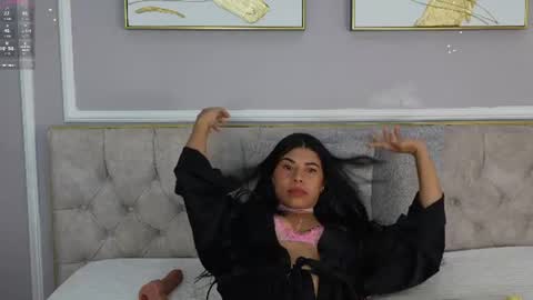  IN KASSANDRAS  online show from August 10, 12:56 am