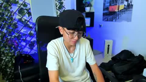 im_mathias online show from May 5, 6:37 am
