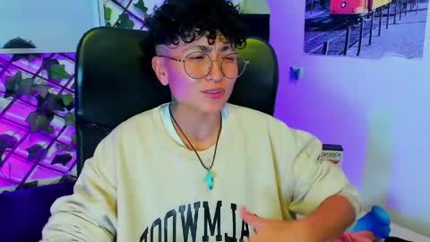 im_mathias online show from May 7, 10:33 pm