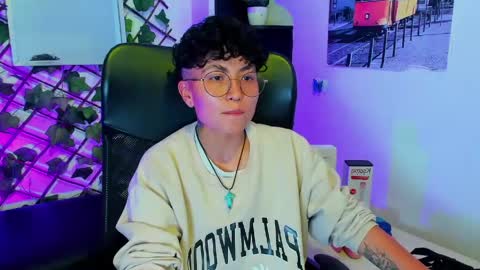 im_mathias online show from May 7, 11:39 pm