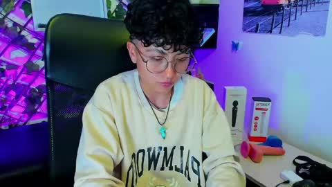 im_mathias online show from May 8, 3:08 am