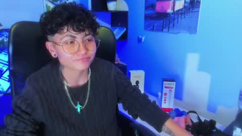 im_mathias online show from May 9, 4:48 am