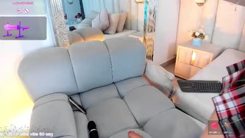 im_miadoll online show from August 5, 3:43 pm