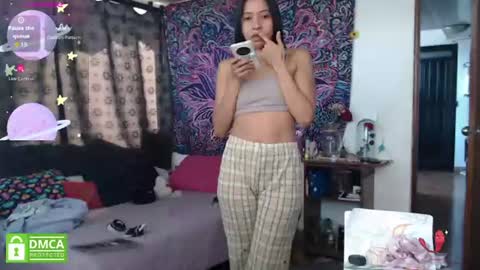 cutie pie online show from June 30, 1:01 pm
