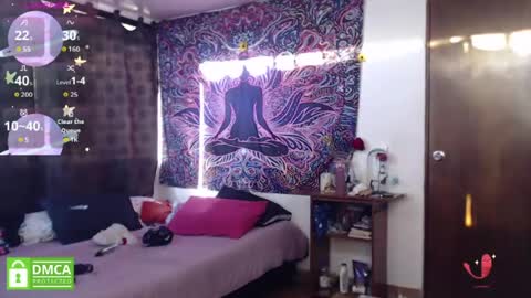 cutie pie online show from August 7, 10:43 pm