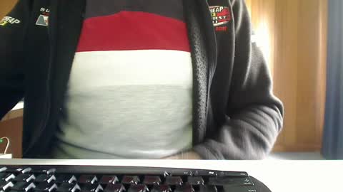 Aussie Guy online show from June 18, 1:38 am