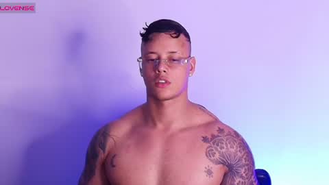 imconor online show from July 30, 9:21 pm