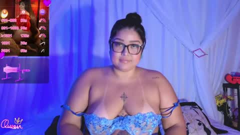 Dyanna online show from April 20, 1:04 am