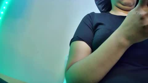 imdirtymilf online show from June 10, 2:18 am