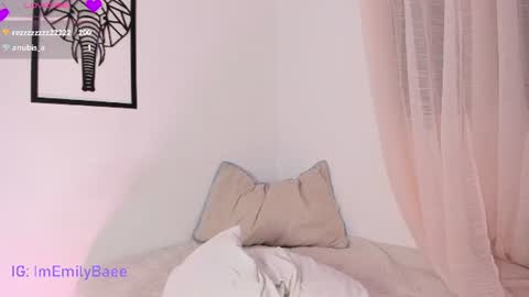 Emily  But you can tell me Emi online show from August 9, 12:44 am