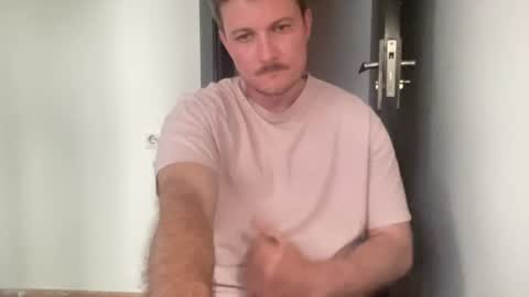 imnotall online show from July 7, 1:37 pm