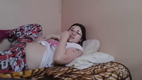 Flor online show from July 18, 12:00 am