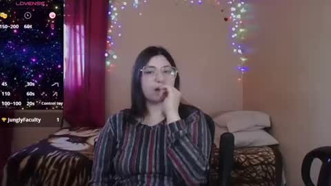 Flor online show from August 1, 7:42 pm