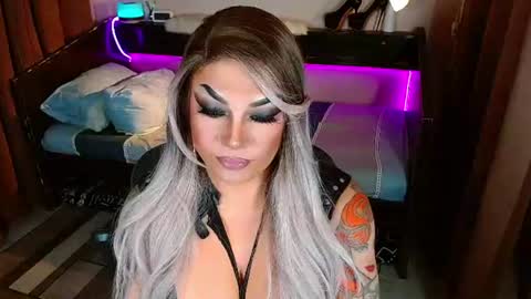 QUEEN MADI  online show from July 6, 1:53 am