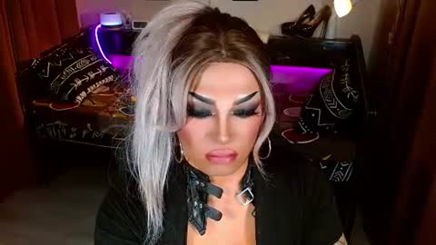 QUEEN MADI  online show from July 28, 4:13 pm
