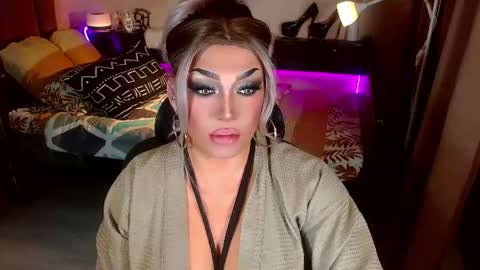 QUEEN MADI  online show from August 3, 6:48 pm