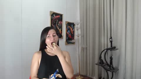 kc online show from August 9, 1:28 am
