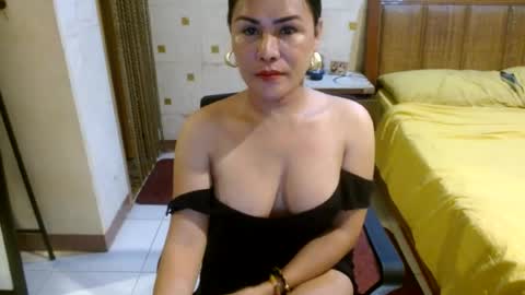charmel online show from July 18, 10:55 pm