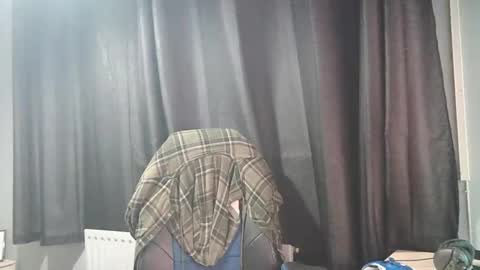 in54d22 online show from June 8, 11:00 pm