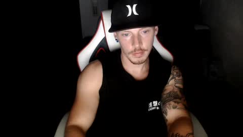 incognitobanditoxx online show from July 28, 9:43 pm