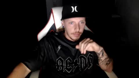 incognitobanditoxx online show from July 29, 9:33 pm