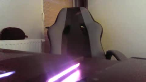 IncredibleSexy online show from May 10, 2:36 am