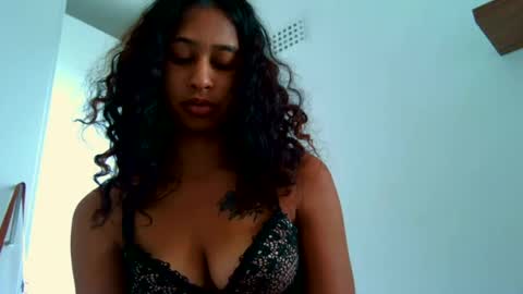 indanbella19 online show from August 12, 10:17 am