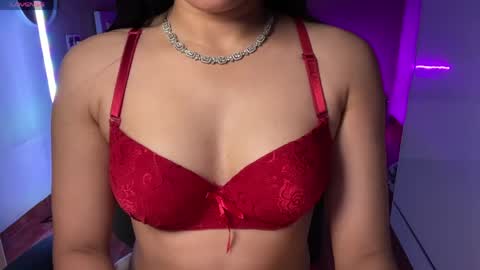 Ayesha online show from April 14, 10:50 pm