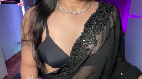 Ayesha online show from April 19, 7:34 pm