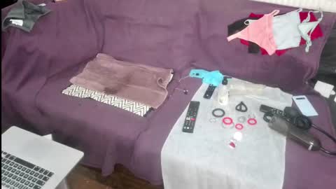 indian_exhibitionist online show from August 8, 11:38 pm