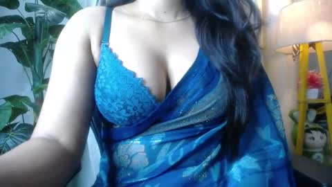 manisha online show from August 1, 8:09 am