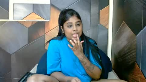Melz online show from August 7, 8:03 am