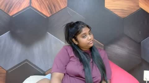 Melz online show from August 12, 8:05 am