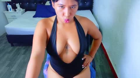 indian_whore18 online show from July 24, 6:49 am