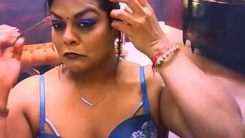 indiancherrypie online show from August 7, 2:06 pm