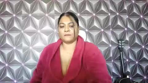 indiandelia online show from May 15, 8:36 am