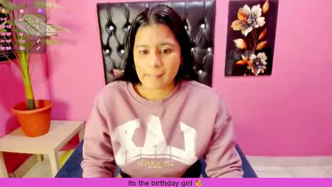 PARADISEQUEEN online show from August 11, 1:46 pm