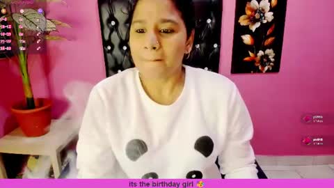 PARADISEQUEEN online show from August 13, 7:11 am