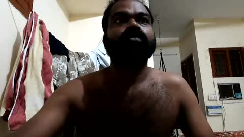 indianhairyguy23 online show from July 1, 3:07 am