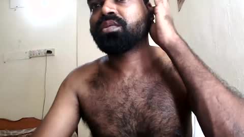indianhairyguy23 online show from July 9, 6:02 pm