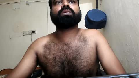 indianhairyguy23 online show from August 11, 7:43 am