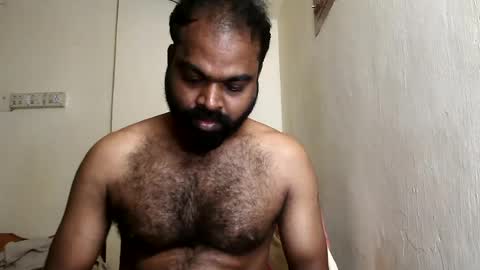 indianhairyguy23 online show from August 18, 6:19 am