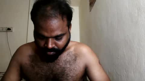 indianhairyguy23 online show from August 18, 8:31 am