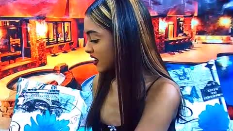 indianpretty11 online show from August 13, 6:27 am