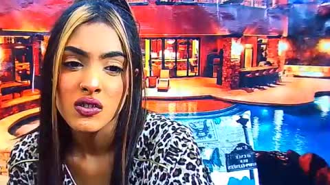 indianpretty11 online show from August 14, 8:29 am