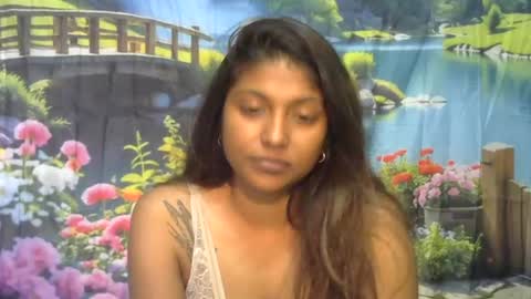 indianqtpie6 online show from July 16, 7:25 pm