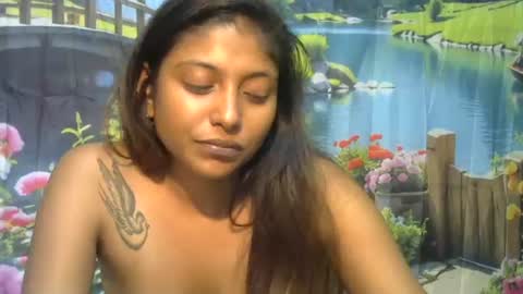 indianqtpie6 online show from July 28, 7:20 pm