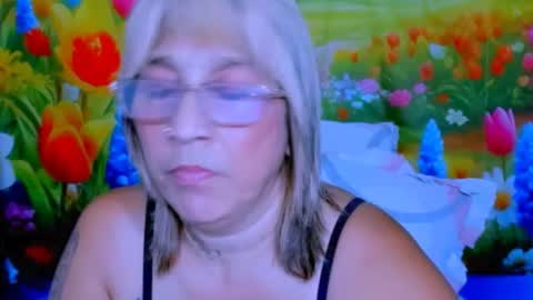 indianroxy27 online show from August 8, 5:46 pm